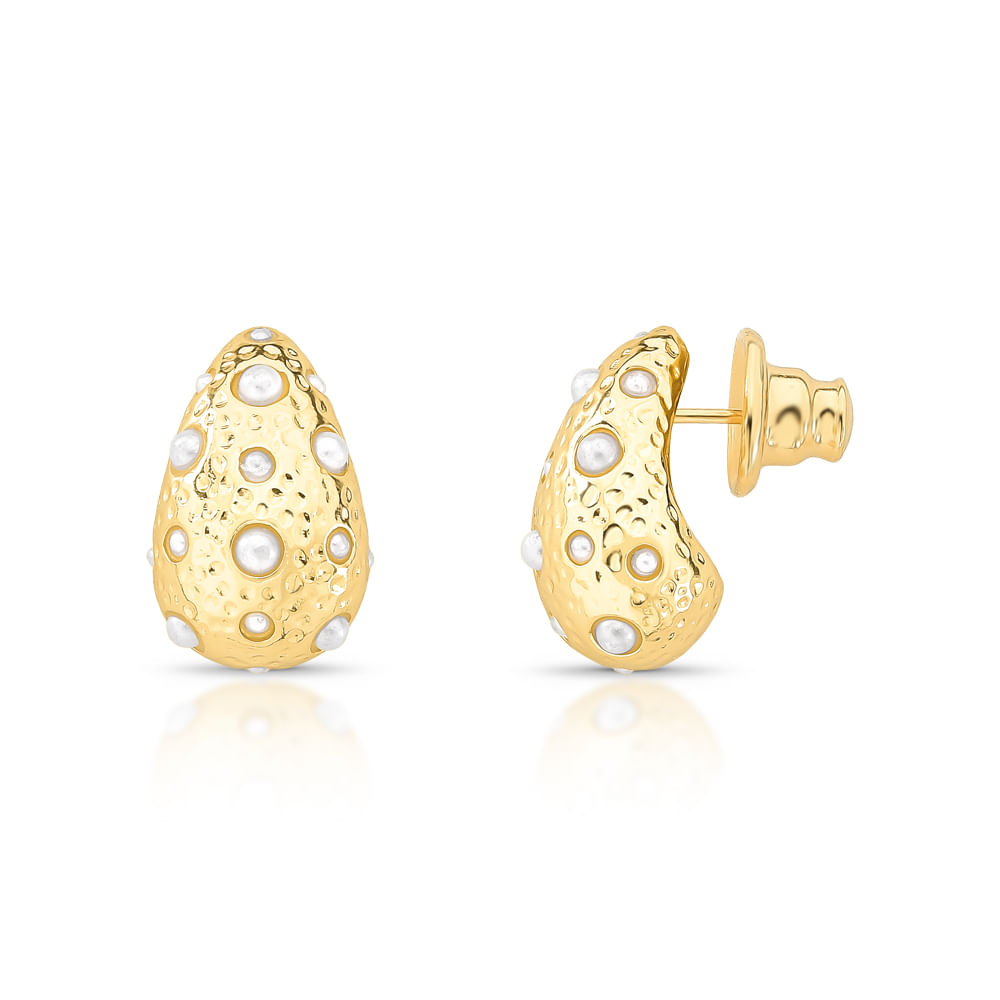 Brinco-Oval-Dourado-com-Textura-Organica-e-Perolas-Shell---BR01060106DOPB